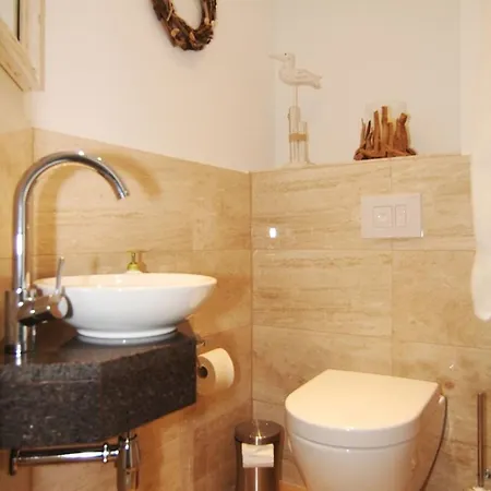 1kleine Apartment Ostseeheilbad Zingst